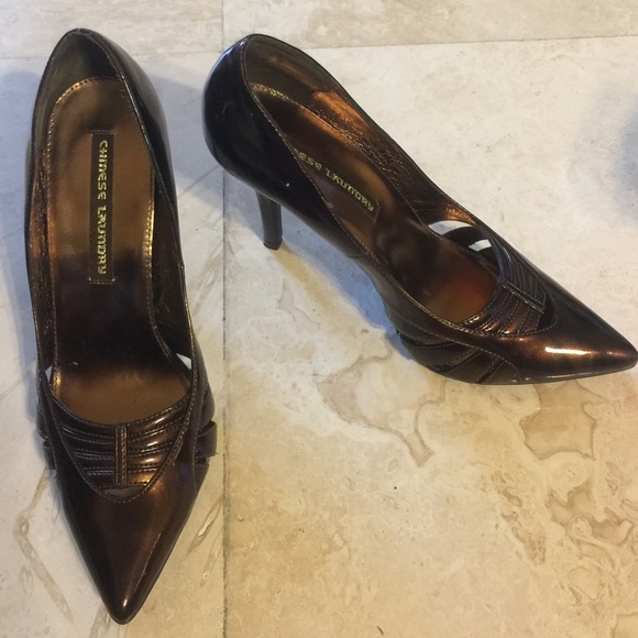 Beautiful Chinese Laundry Heels - Picture 2 of 4